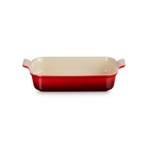 Tradycyjna prostokątna forma do zapiekania Le Creuset 32 cm - Wiśniowa